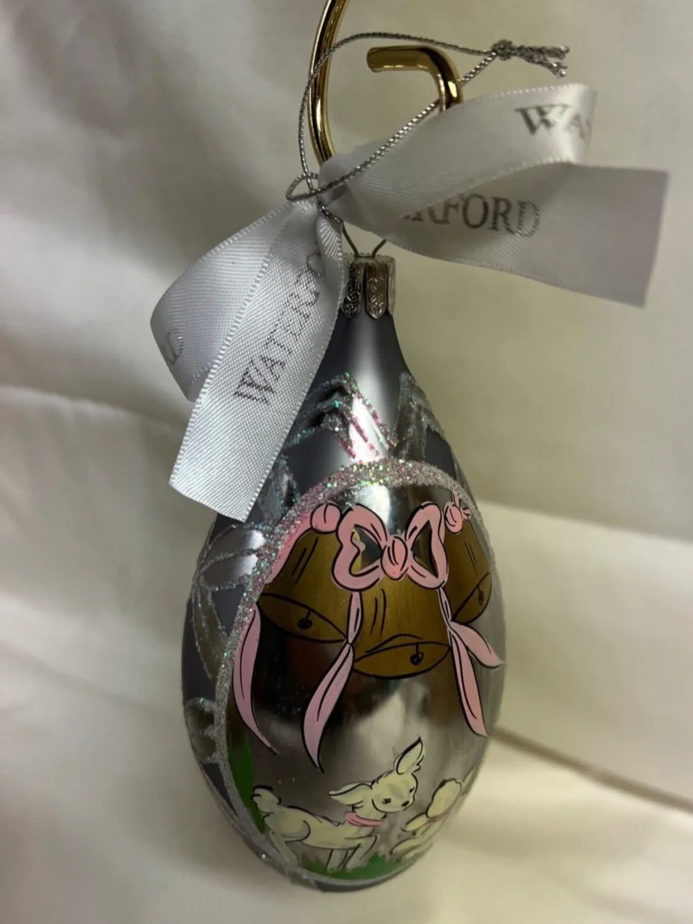 WATERFORD HEIRLOOMS ORNAMENT LARGE TEARDROP WITH PLAYING LAMBS/BELLS RETIRED
